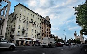 Westend Hostel Budapest Exterior photo