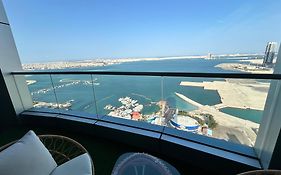 Luxury Romantic Sea View Apartment. Al Manamah Exterior photo