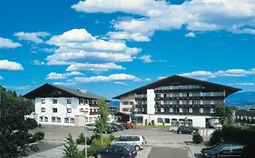 Hotel Lohninger-Schober Sankt Georgen im Attergau Exterior photo