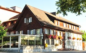 Hotel-Gasthof Loewen Feldkirch Exterior photo