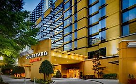 Hotel Courtyard By Marriott Atlanta Buckhead Exterior photo