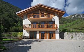 B&B Ledro AFFITTACAMERE Mezzolago Exterior photo