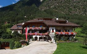 Hotel Haus Tirol Molini di Tures Exterior photo