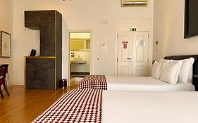 Hotel Casa Do Bairro By Shiadu Lisbona Room photo