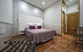 Hotel Hostal Las Fuentes (Adults Only) Madrid Exterior photo