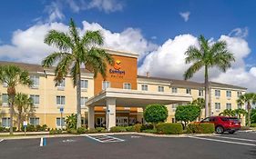 Comfort Suites Sarasota-Siesta Key Exterior photo