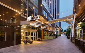 Aloft Greenville Downtown Exterior photo