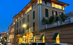 Hotel Regina Forte dei Marmi Exterior photo