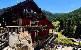 Hotel Piccolo Chalet Claviere Exterior photo