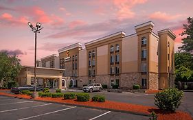 Comfort Inn & Suites East Hartford - Hartford Exterior photo