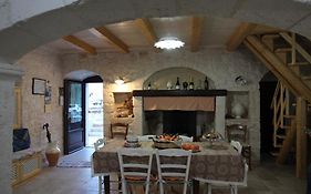 B&B Trulli Donna Isabella Locorotondo Exterior photo