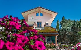 Albergo Il Giardino del Rio Castel Di Sangro Exterior photo