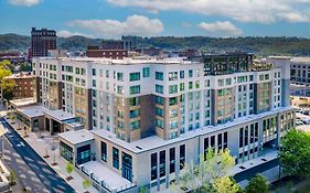 Embassy Suites By Hilton Asheville Downtown Exterior photo