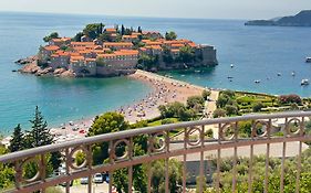 Apartments Villa Milan Sveti Stefan Exterior photo