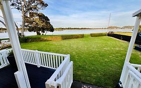 Monarch Cottage On The Estuary Athenree Exterior photo