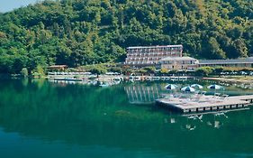 Parc Hotel Du Lac Levico Terme Exterior photo