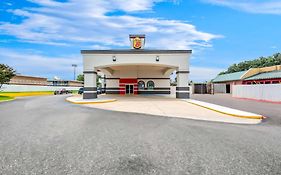 Super 8 By Wyndham Baton Rouge/I-10 Motel Exterior photo