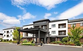 Hotel Courtyard By Marriott Concord Exterior photo