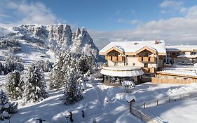 Hotel Rosa Eco Alpine Spa Resort Alpe Di Siusi Exterior photo