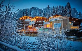 Thomsn Central Hotel & Appartements Saalbach-Hinterglemm Exterior photo