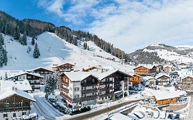 Hotel Genziana Selva di Val Gardena Exterior photo