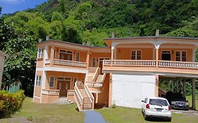 The Seclusive Mansion Villa Roseau Exterior photo