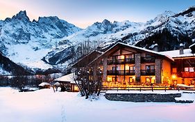 Hotel Auberge De La Maison Courmayeur Exterior photo