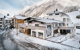 Hotel Mondin Ischgl Exterior photo