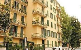 Lucky House Hotel Roma Exterior photo