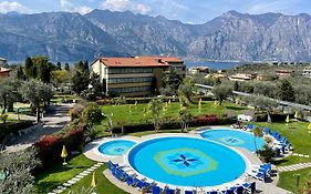 Hotel Majestic Palace Malcesine Exterior photo