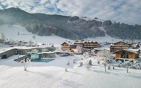 Naturresort Puradies Leogang Exterior photo