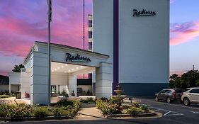 Radisson Hotel Grand Rapids Riverfront Exterior photo