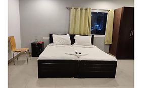 Collection O Jubilee Banjara Suites Hyderabad Exterior photo