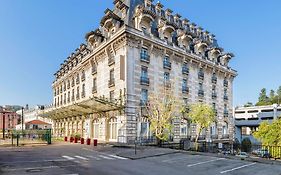 Hotel Mercure Lyon Centre Chateau Perrache Exterior photo