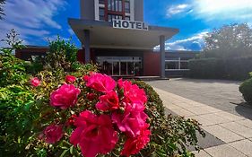 Skyhotel Merseburg Exterior photo