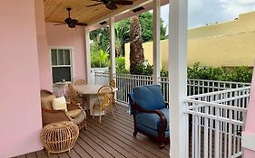 Nini's Cottage 4bd-3ba Vacation Rental West Palm Beach Exterior photo