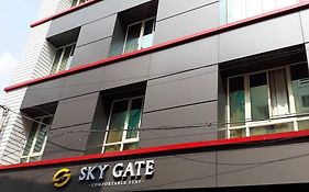 Hotel Sky Gate Near Apollo Hospital Us Consulate Sankara Netralaya Goethe Institute Chennai Exterior photo