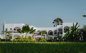 Harmony Resort Boutique Hotel Banjul Exterior photo