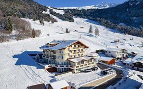 Hotel Alpen-Royal Jerzens Exterior photo