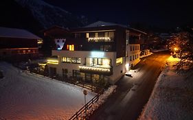 Wally Berg-Appartements Zams Exterior photo