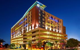 Hotel Aloft Houston By The Galleria Exterior photo