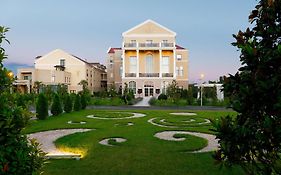 Hotel Tresor Le Palais Timisoara, Curio Collection By Hilton Exterior photo