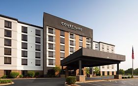 Courtyard Louisville Airport Exterior photo