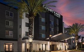 Courtyard By Marriott Anaheim Resort/Convention Center Exterior photo