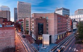 Hotel Courtyard By Marriott Richmond Downtown Exterior photo