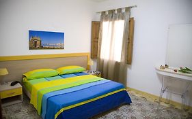 Casa Trapanese Bed and Breakfast Trapani Exterior photo