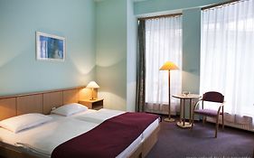 City Hotel Pilvax Budapest Room photo