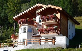 Haus Piccolo Villa Saas-Grund Exterior photo