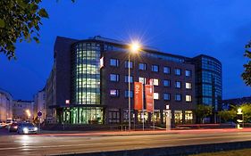 Hotel Ibis Rostock Am Stadthafen Exterior photo