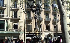 Hotel Hostal Capitol Ramblas Barcellona Exterior photo